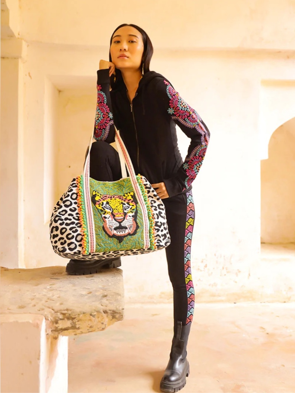 NWT America & Beyond Forestry Leopard Embellished
Tote